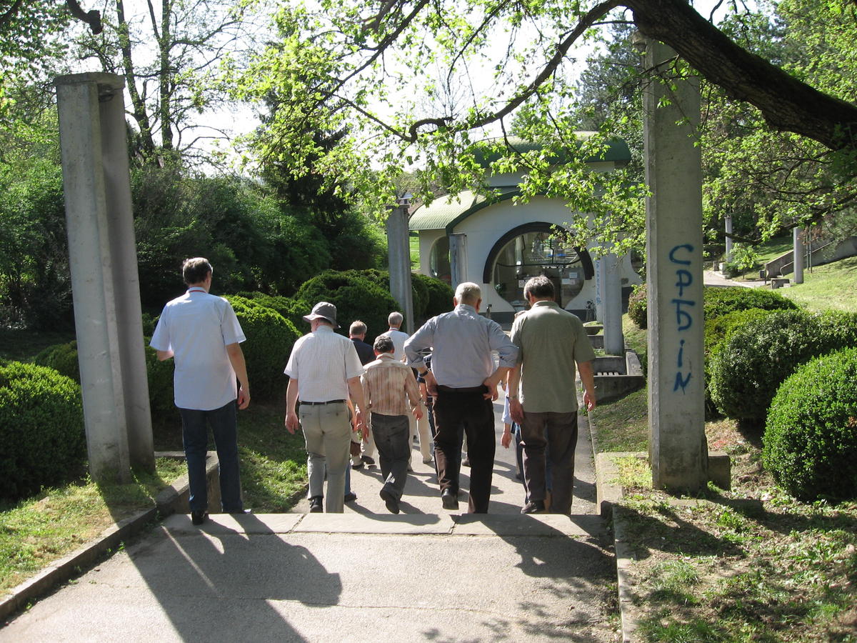 Saturday, 27 April; Walk Tour