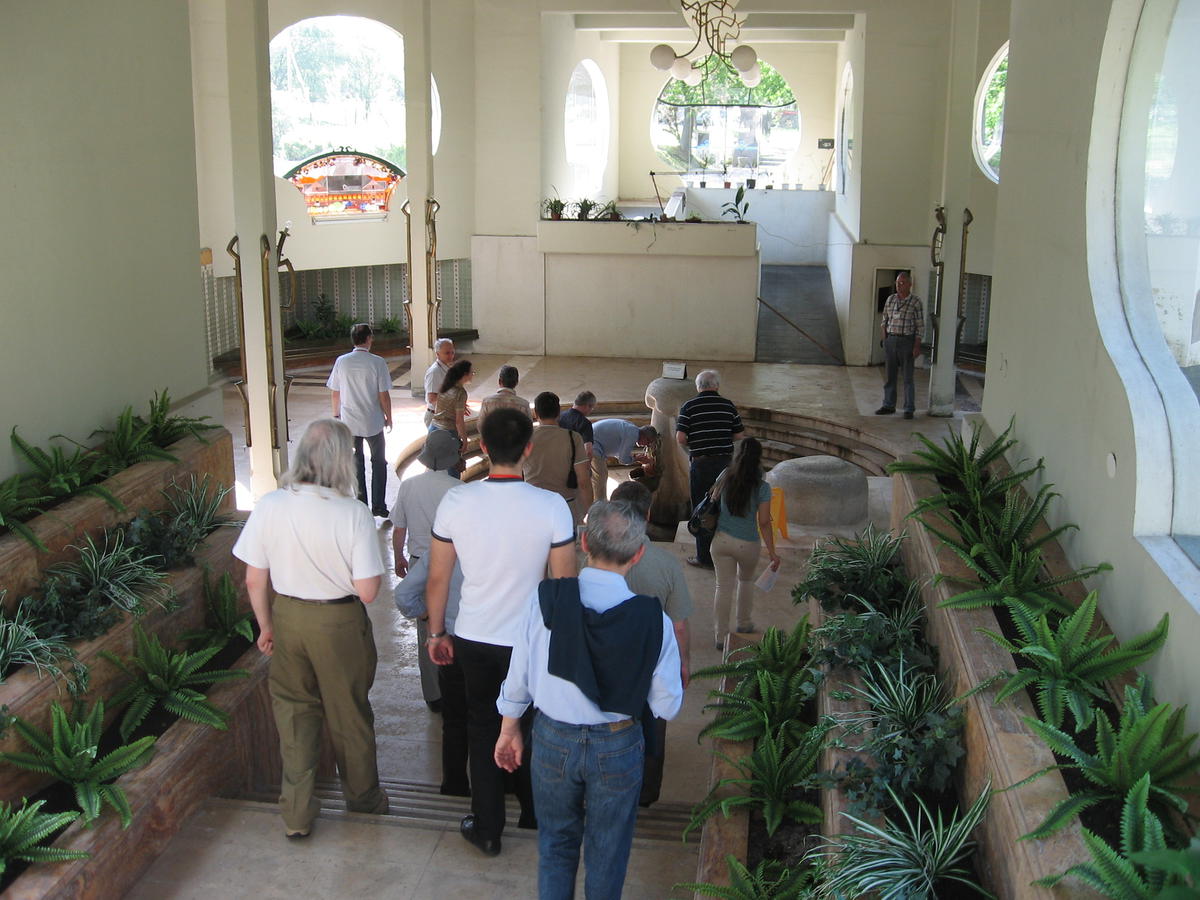 Saturday, 27 April; Walk Tour