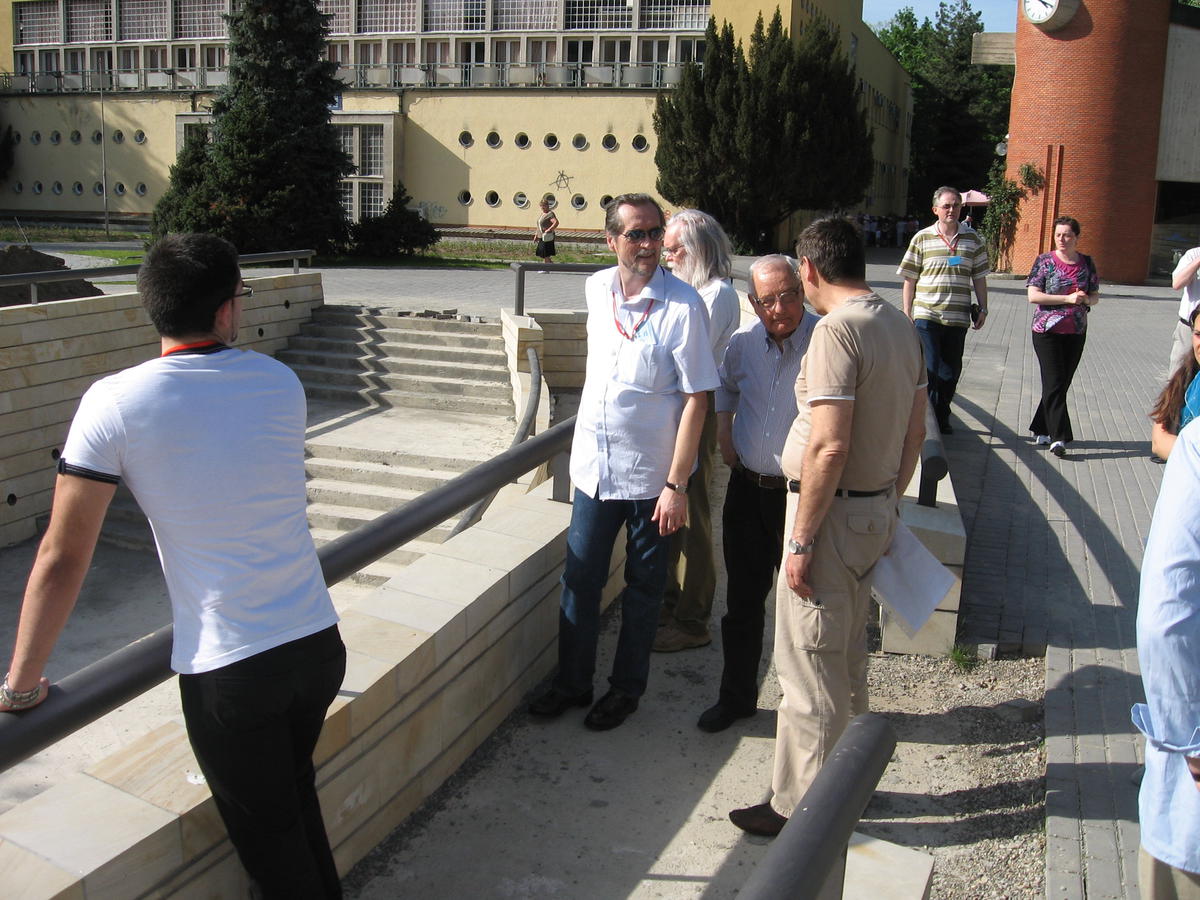 Saturday, 27 April; Walk Tour
