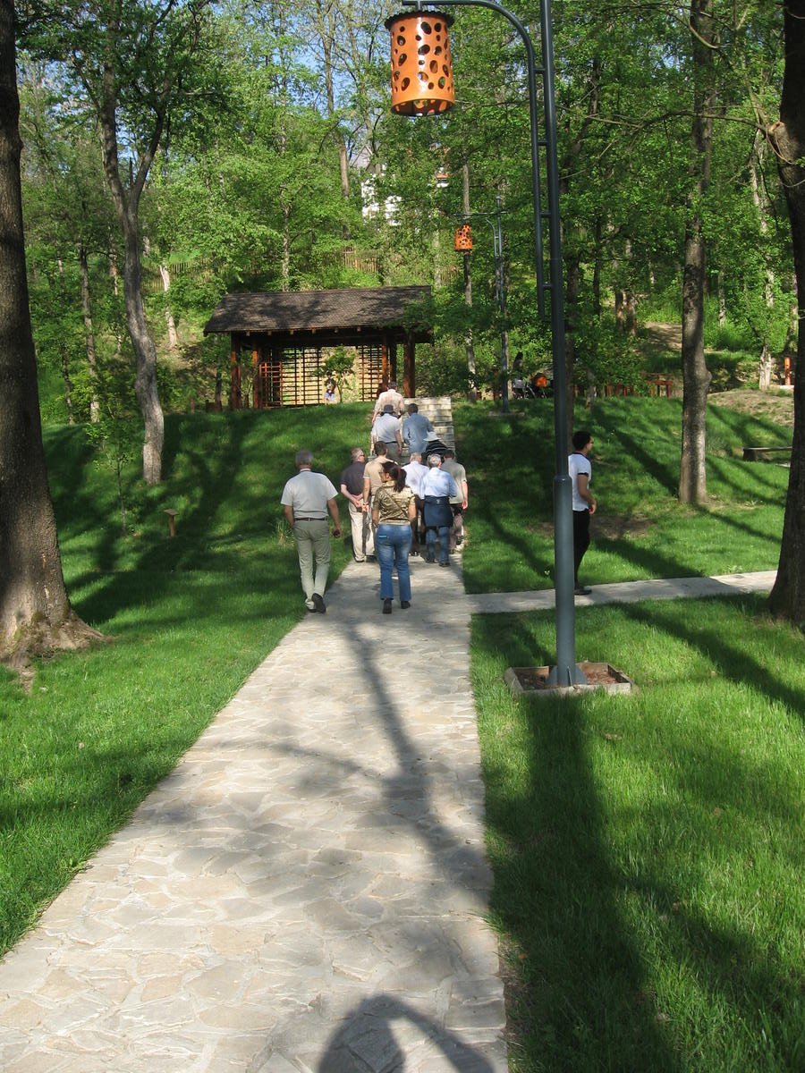 Saturday, 27 April; Walk Tour